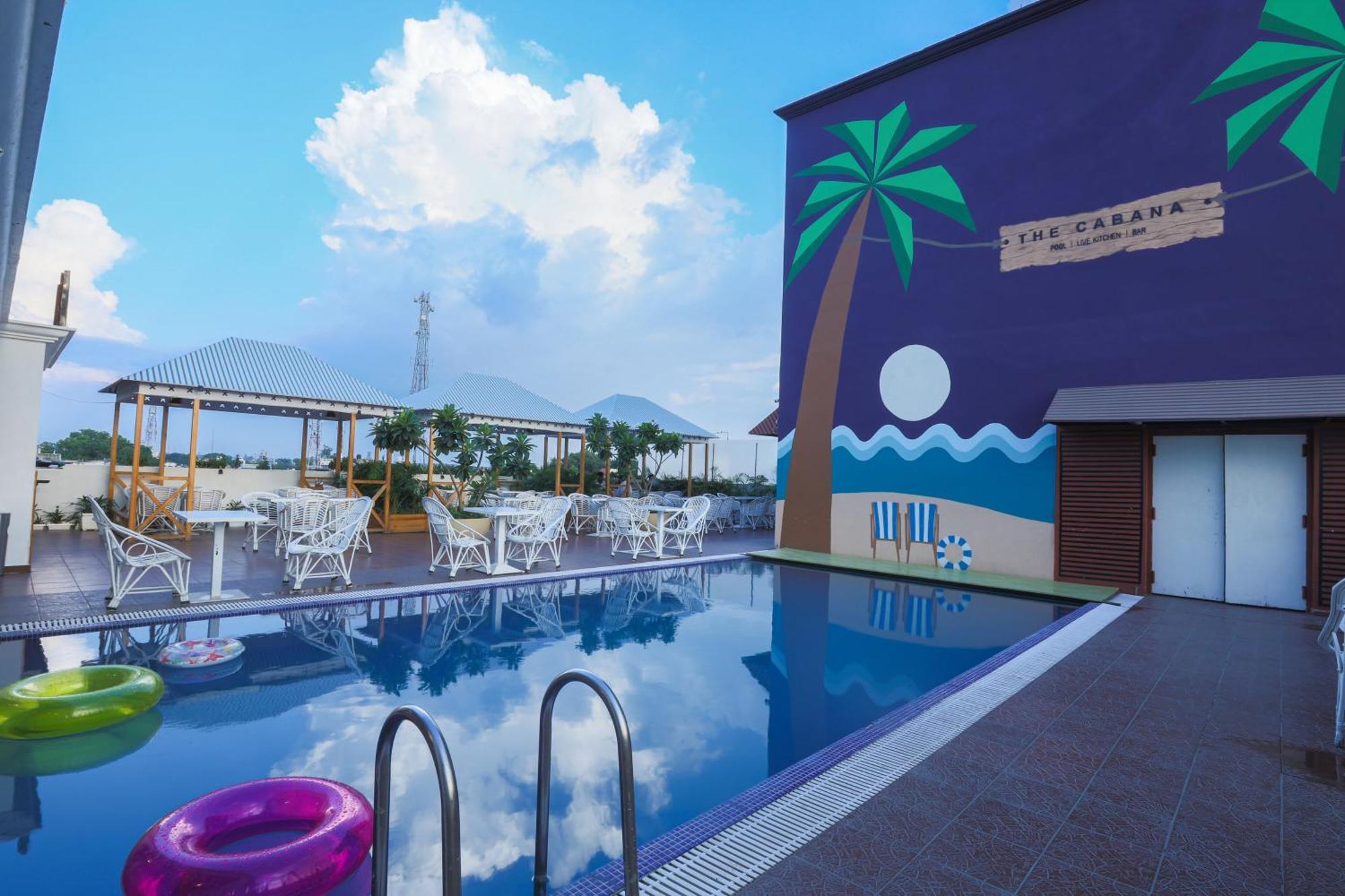 Hotel Le Castle Rudrapur Bagian luar foto