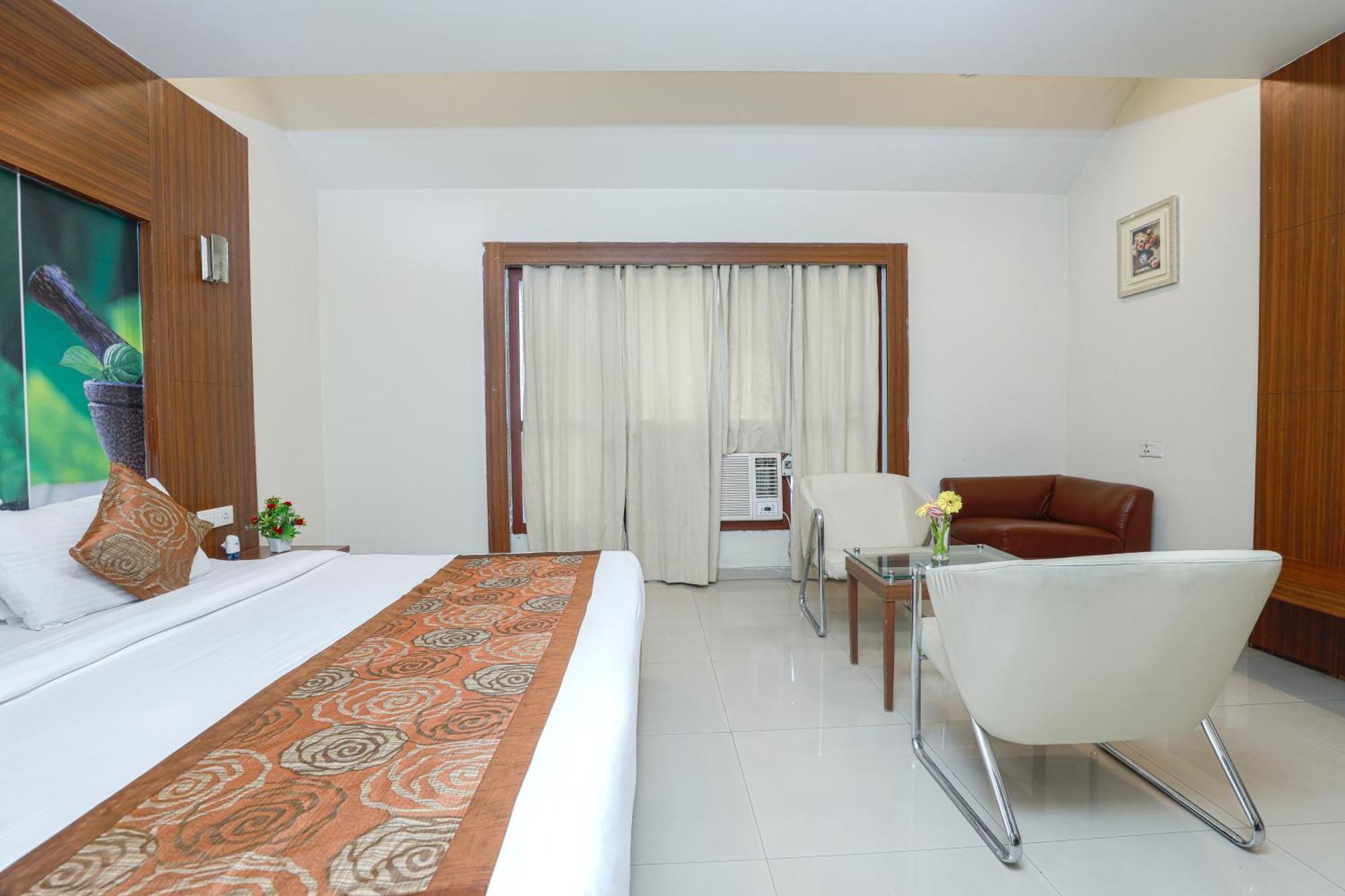 Hotel Le Castle Rudrapur Bagian luar foto